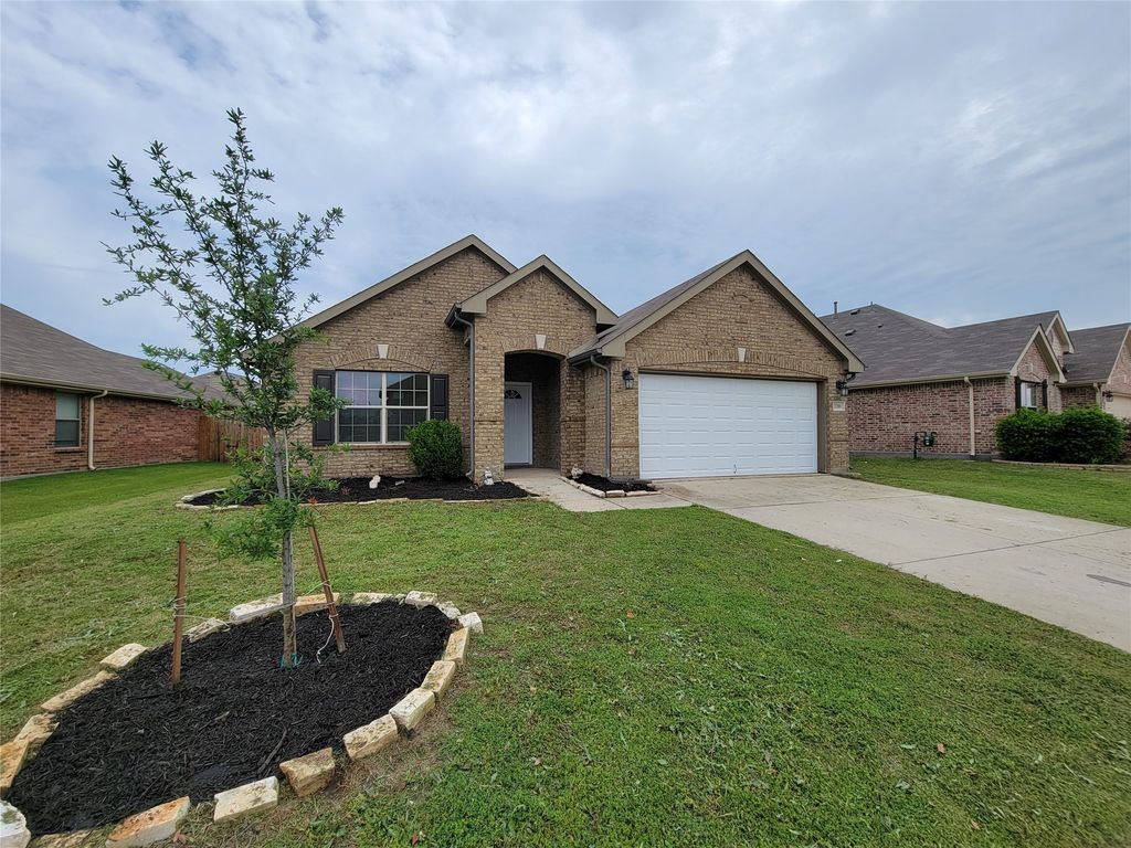 2201 Willow Creek Drive, Little Elm, TX 75068