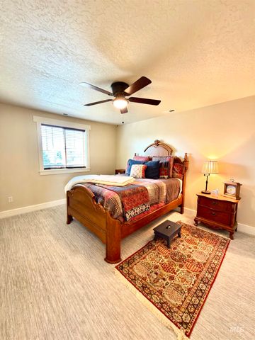 11470 S Cross Slope Pl, Nampa, ID 83686