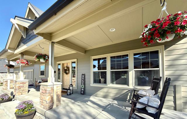 11470 S Cross Slope Pl, Nampa, ID 83686