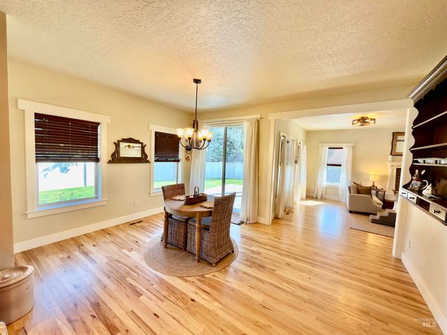 11470 S Cross Slope Pl, Nampa, ID 83686