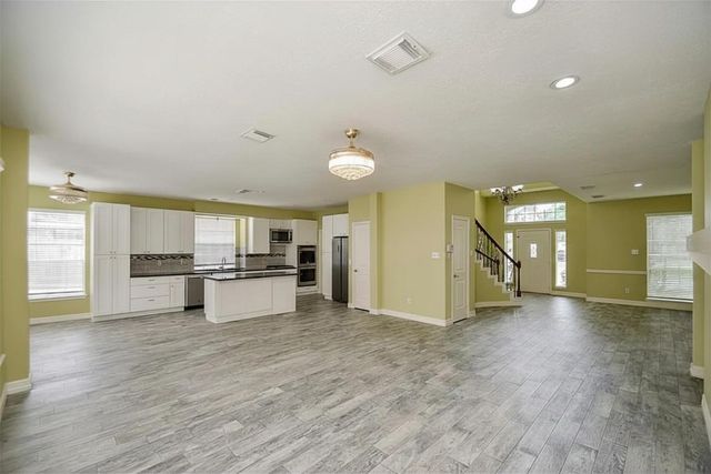 318 N Cypress Estates Circle, Spring, TX 77388