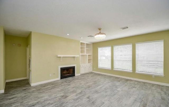 318 N Cypress Estates Circle, Spring, TX 77388
