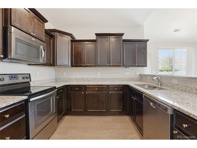 1623 N Granby Way, Aurora, CO 80011