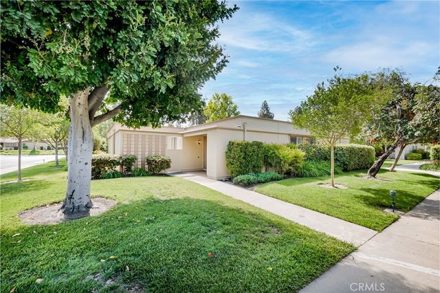 88 Calle Aragon A, Laguna Woods, CA 92637