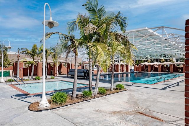 88 Calle Aragon A, Laguna Woods, CA 92637