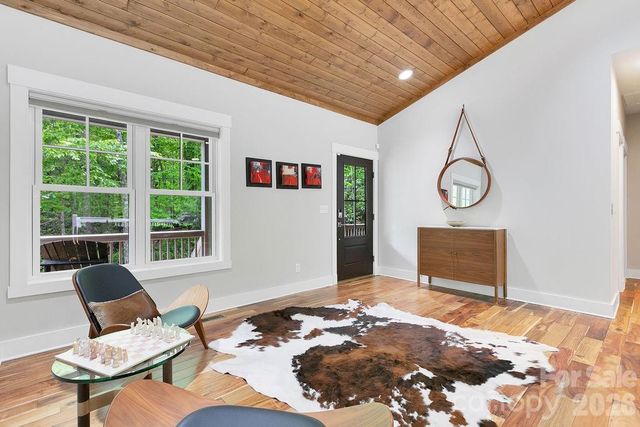 131 Bear Trace Road, Brevard, NC 28712