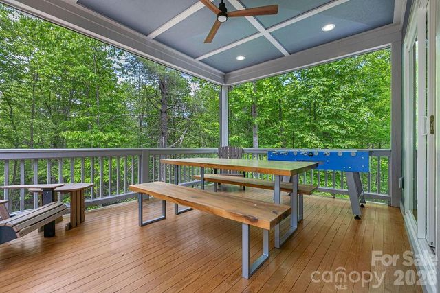 131 Bear Trace Road, Brevard, NC 28712