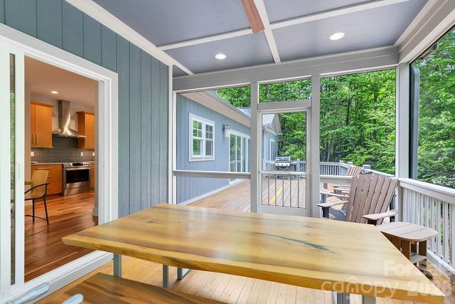 131 Bear Trace Road, Brevard, NC 28712