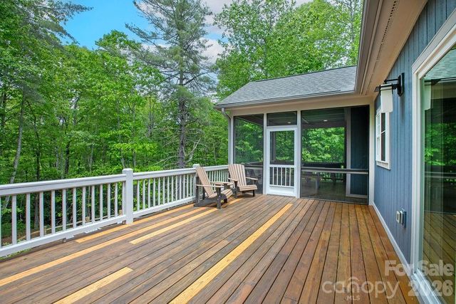 131 Bear Trace Road, Brevard, NC 28712