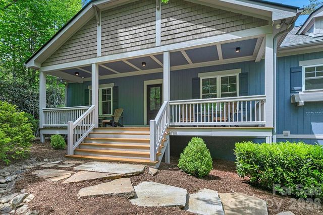131 Bear Trace Road, Brevard, NC 28712