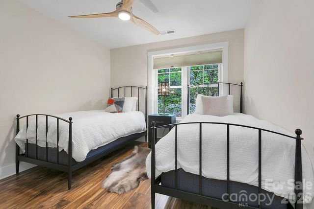 131 Bear Trace Road, Brevard, NC 28712