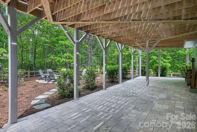 131 Bear Trace Road, Brevard, NC 28712
