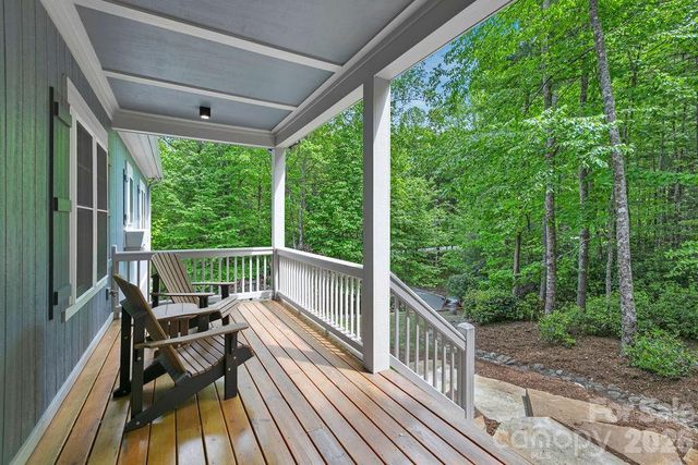 131 Bear Trace Road, Brevard, NC 28712
