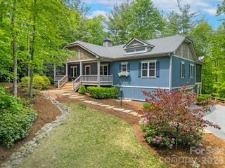 131 Bear Trace Road, Brevard, NC 28712