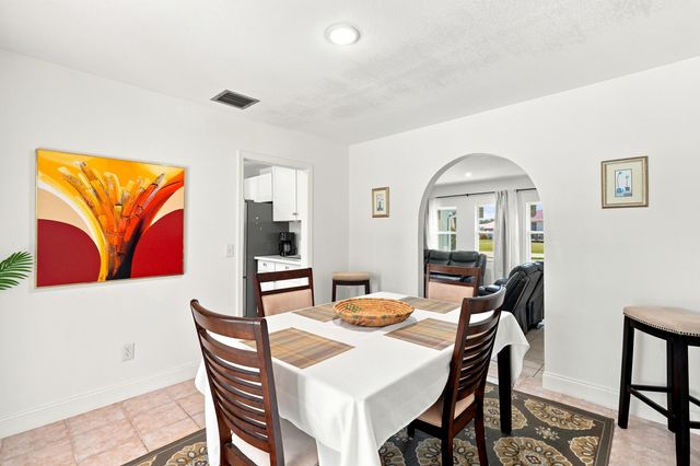 502 NW Kilpatrick Avenue, Port St. Lucie, Port St Lucie, FL 34983