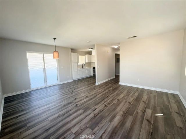 215 N Spruce Avenue, Rialto, CA 92376