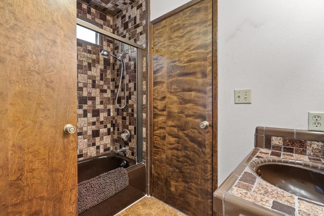 6121 Salmon Way, Pollock Pines, CA 95726
