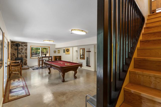 6121 Salmon Way, Pollock Pines, CA 95726