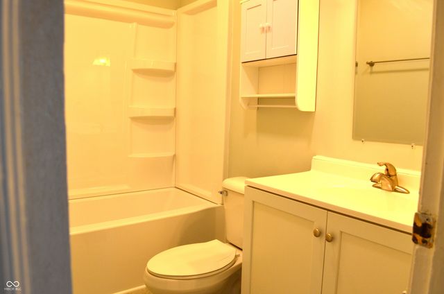 1303 E Castle Avenue, Indianapolis, IN 46227