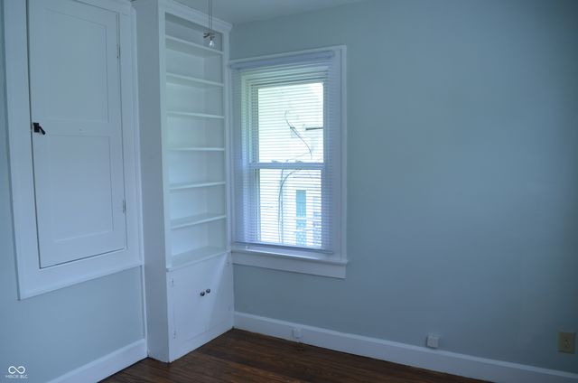1303 E Castle Avenue, Indianapolis, IN 46227