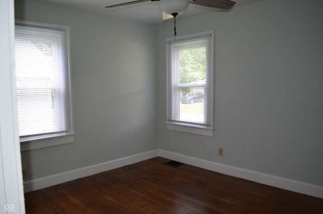 1303 E Castle Avenue, Indianapolis, IN 46227