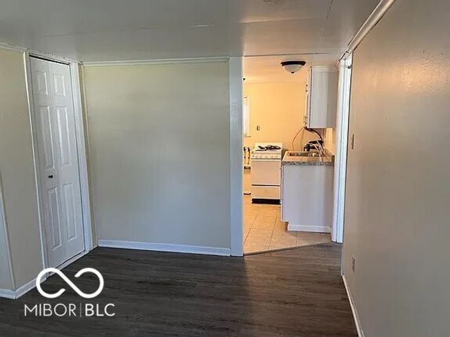 1303 E Castle Avenue, Indianapolis, IN 46227