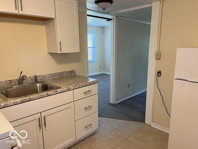 1303 E Castle Avenue, Indianapolis, IN 46227