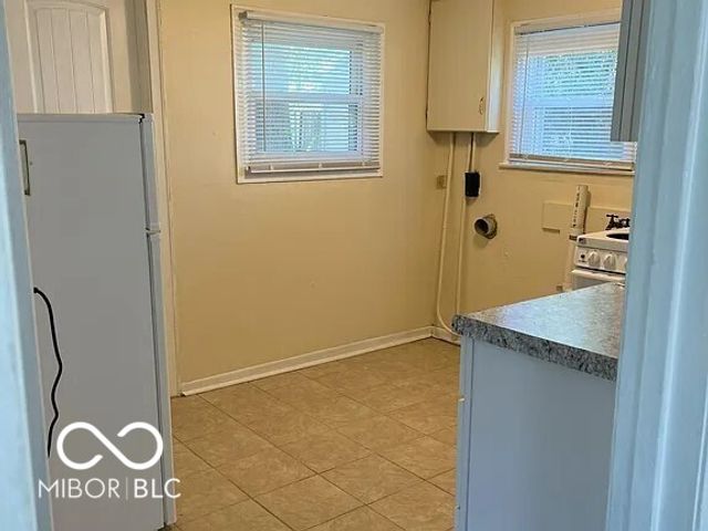 1303 E Castle Avenue, Indianapolis, IN 46227