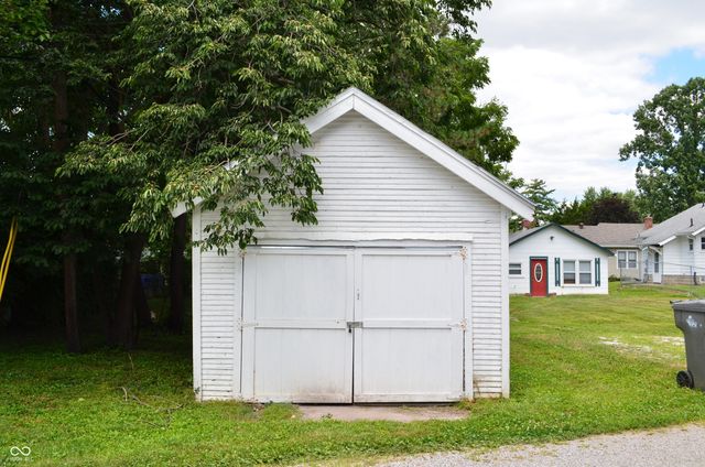1303 E Castle Avenue, Indianapolis, IN 46227
