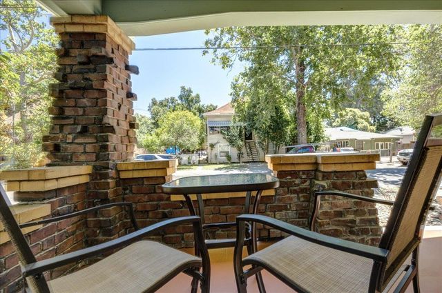 3200 San Carlos Way, Sacramento, CA 95817