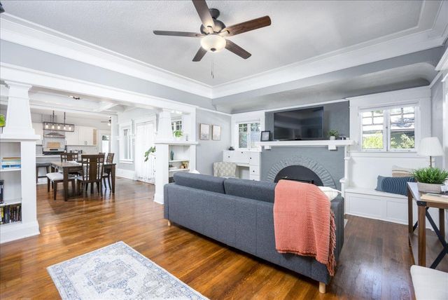 3200 San Carlos Way, Sacramento, CA 95817