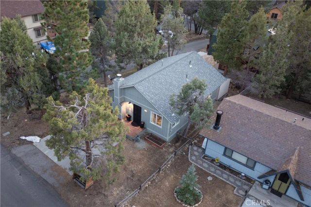 196 Sunset Lane, Sugarloaf, CA 92386