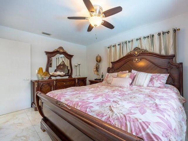 253 Davis Road, Palm Springs, FL 33461