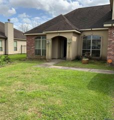 39103 Cajun Bayou Ave, Gonzales, LA 70737