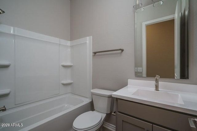 18738 W WESTVIEW Drive, Litchfield Park, AZ 85340