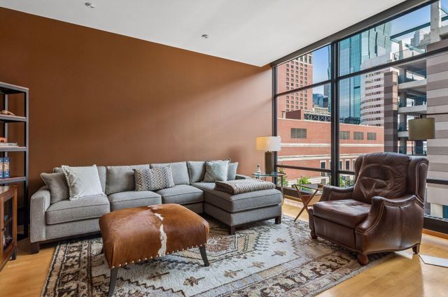 201 S 11th Street 430, Minneapolis, MN 55403