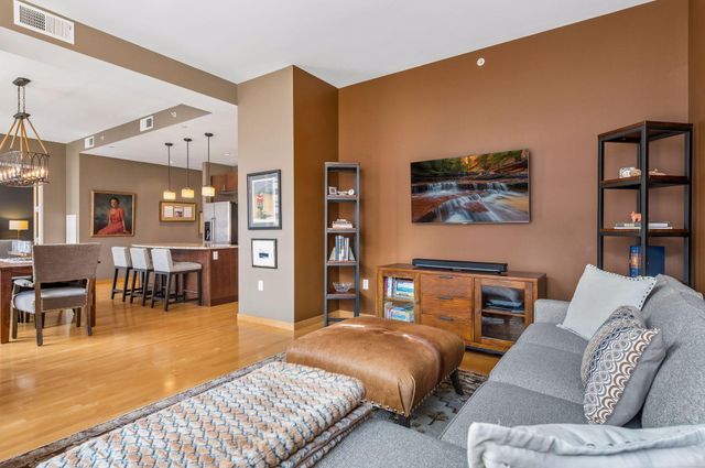 201 S 11th Street 430, Minneapolis, MN 55403
