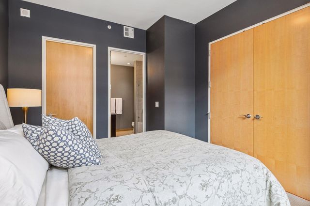 201 S 11th Street 430, Minneapolis, MN 55403