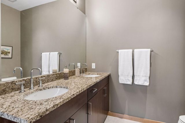 201 S 11th Street 430, Minneapolis, MN 55403