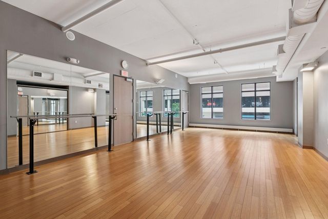 201 S 11th Street 430, Minneapolis, MN 55403