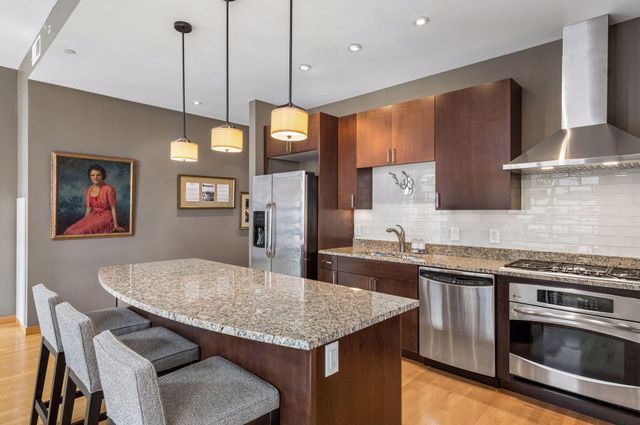 201 S 11th Street 430, Minneapolis, MN 55403