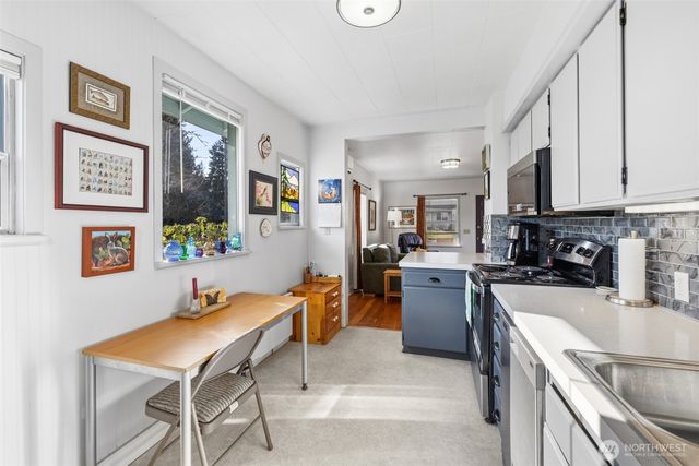 1107 W 16th Street, Port Angeles, WA 98363