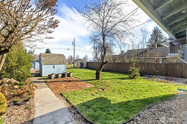 1107 W 16th Street, Port Angeles, WA 98363