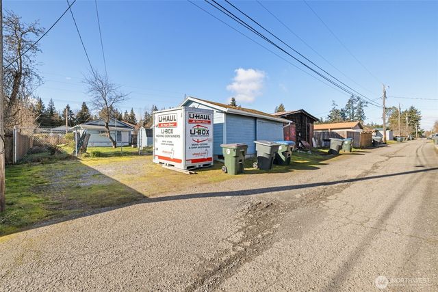 1107 W 16th Street, Port Angeles, WA 98363