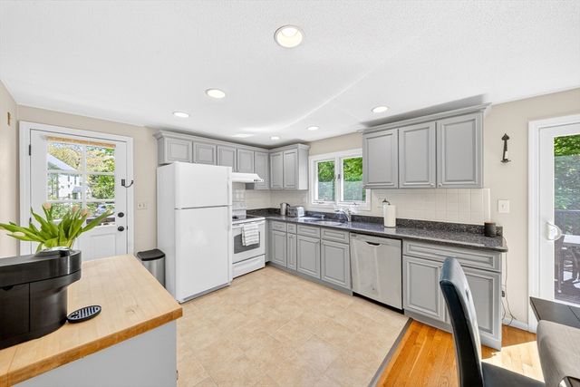 31 Elm Street, Acton, MA 01720