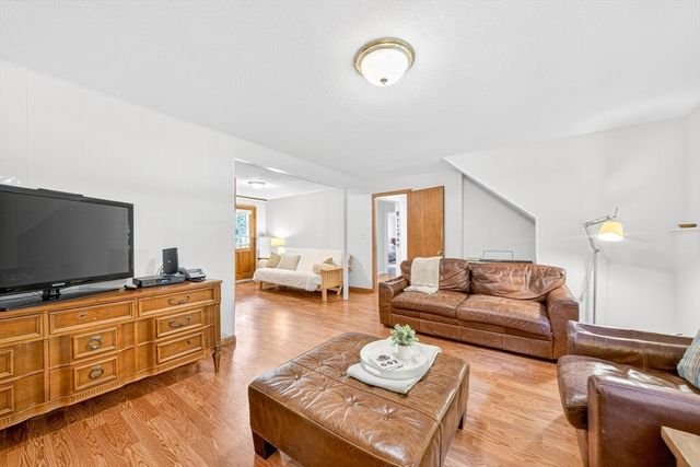 31 Elm Street, Acton, MA 01720