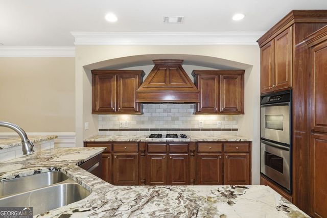 2618 Long Pointe, Roswell, GA 30076