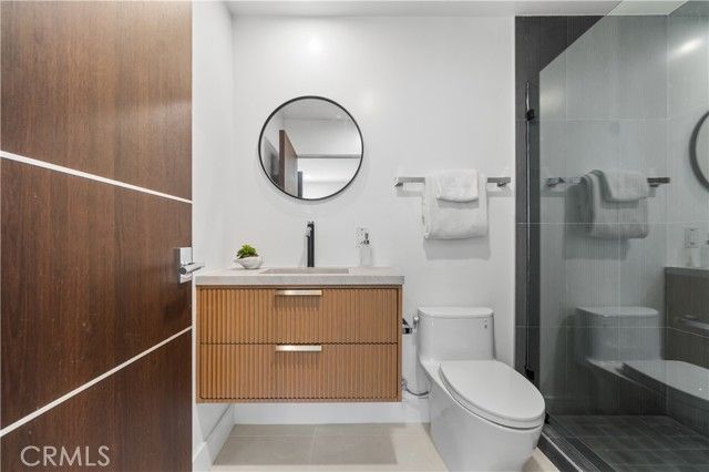 214 El Porto Street, Manhattan Beach, CA 90266