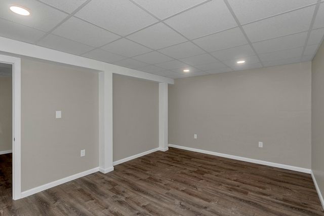 63 Hope St, Springfield, MA 01119
