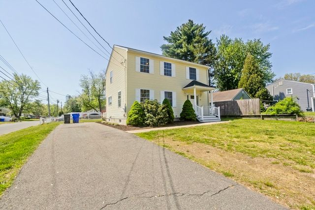 63 Hope St, Springfield, MA 01119